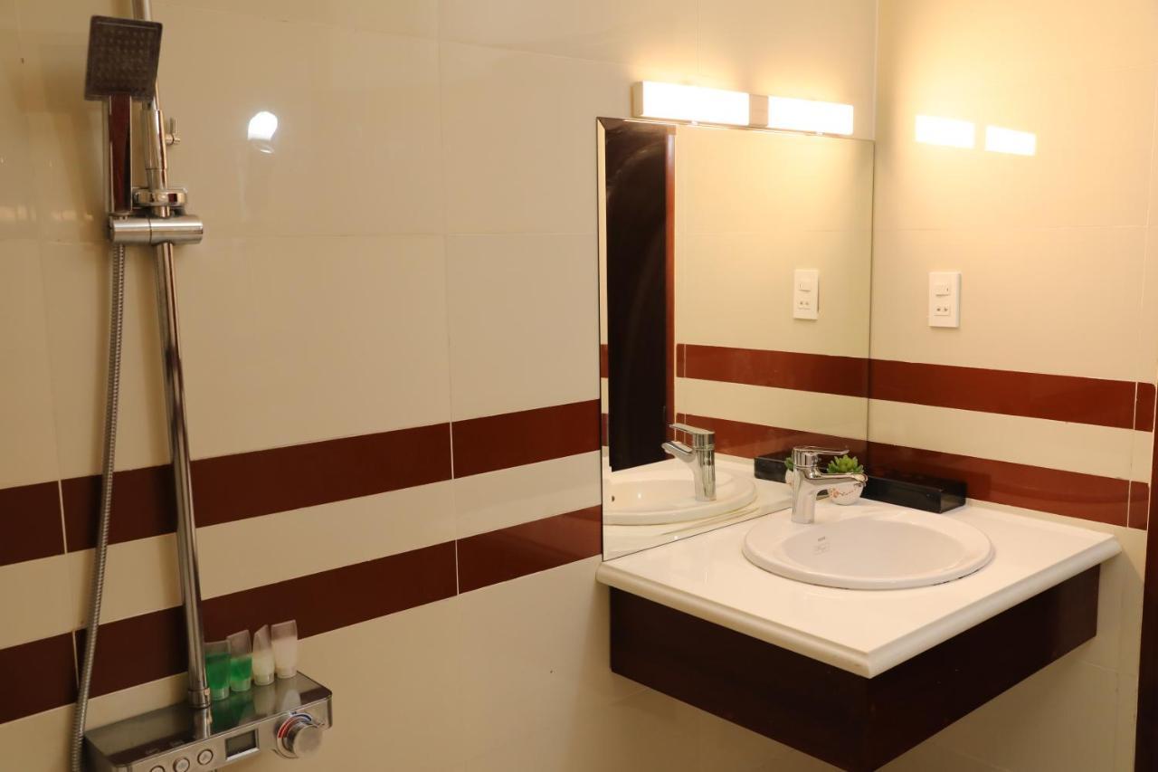 Thanh Vinh Hotel & Apartment Ho Chi Minh-staden Exteriör bild